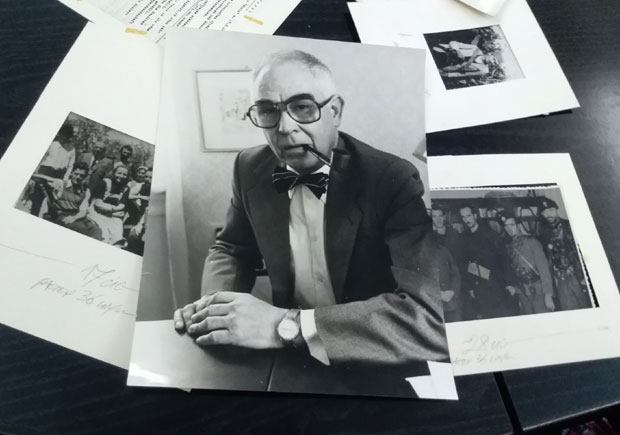 Очеву заоставштину вратили у Пожаревац: Ћерка и син публицисте Александра Саше Марковића поклонили Историјском архиву више од хиљаду књига, докумената и фотографија